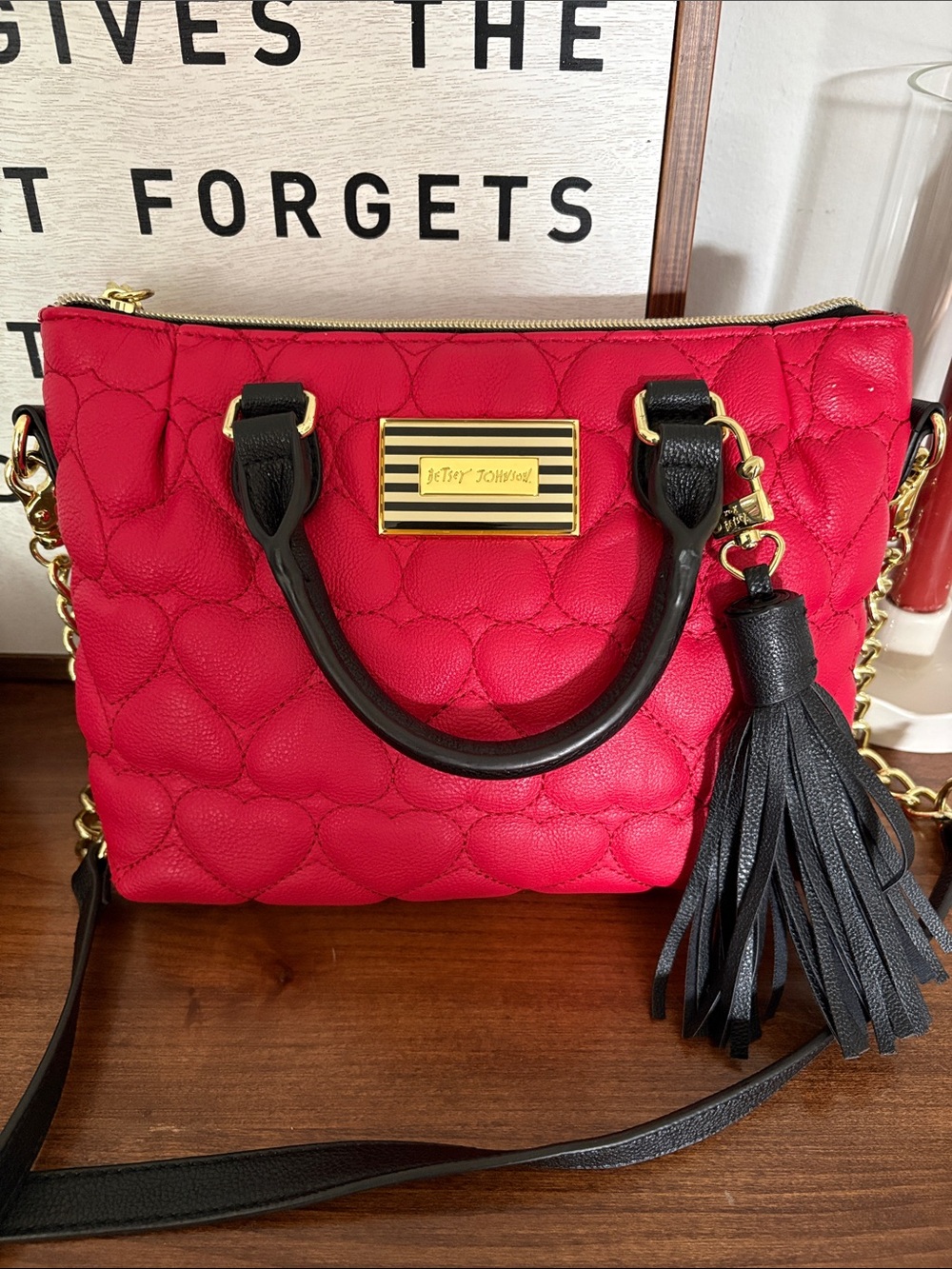 BETSEY JOHNSON Quilted Red Heart Handbag Crossbody Shoulder Bag with Tassel